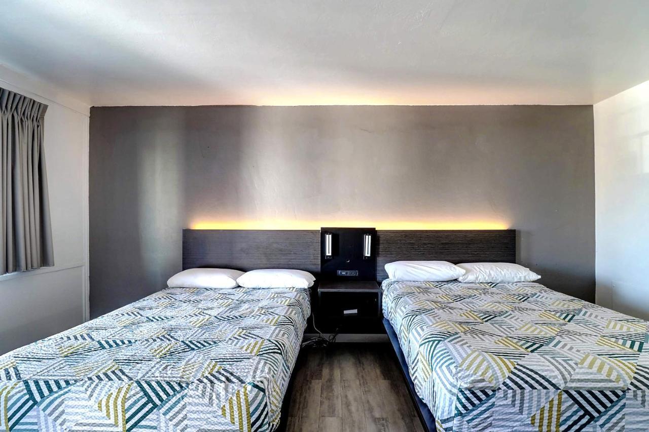 Motel 6 Tucson, Az - East Williams Center Екстер'єр фото